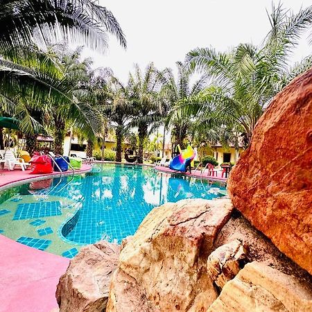 Hotel P.P. Rest Pattaya à Ban Huai Yai Extérieur photo