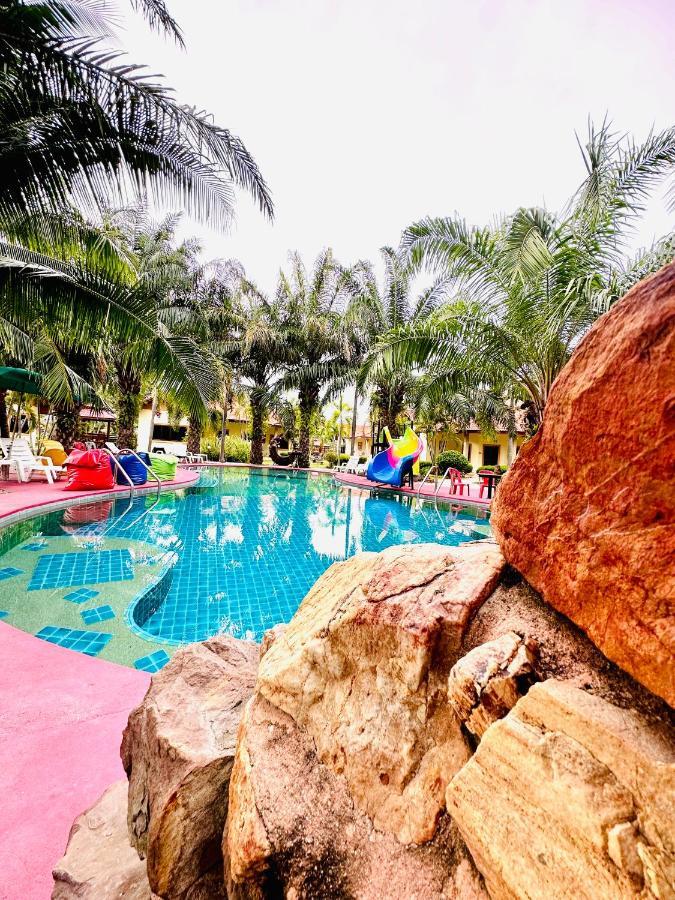 Hotel P.P. Rest Pattaya à Ban Huai Yai Extérieur photo